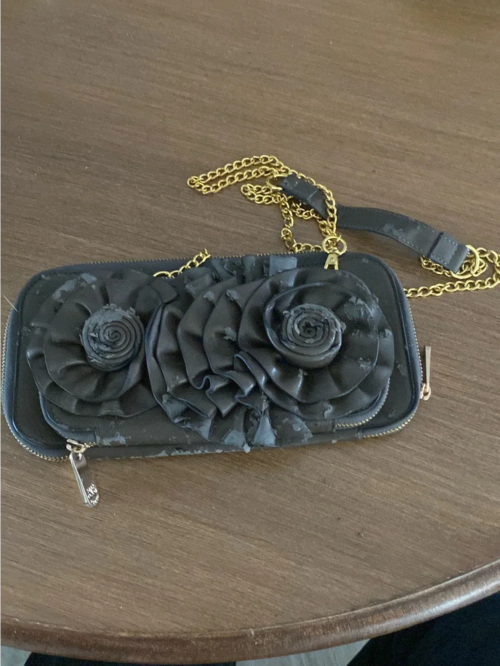 Elegant Black Floral Chain-Accent Crossbody Bag